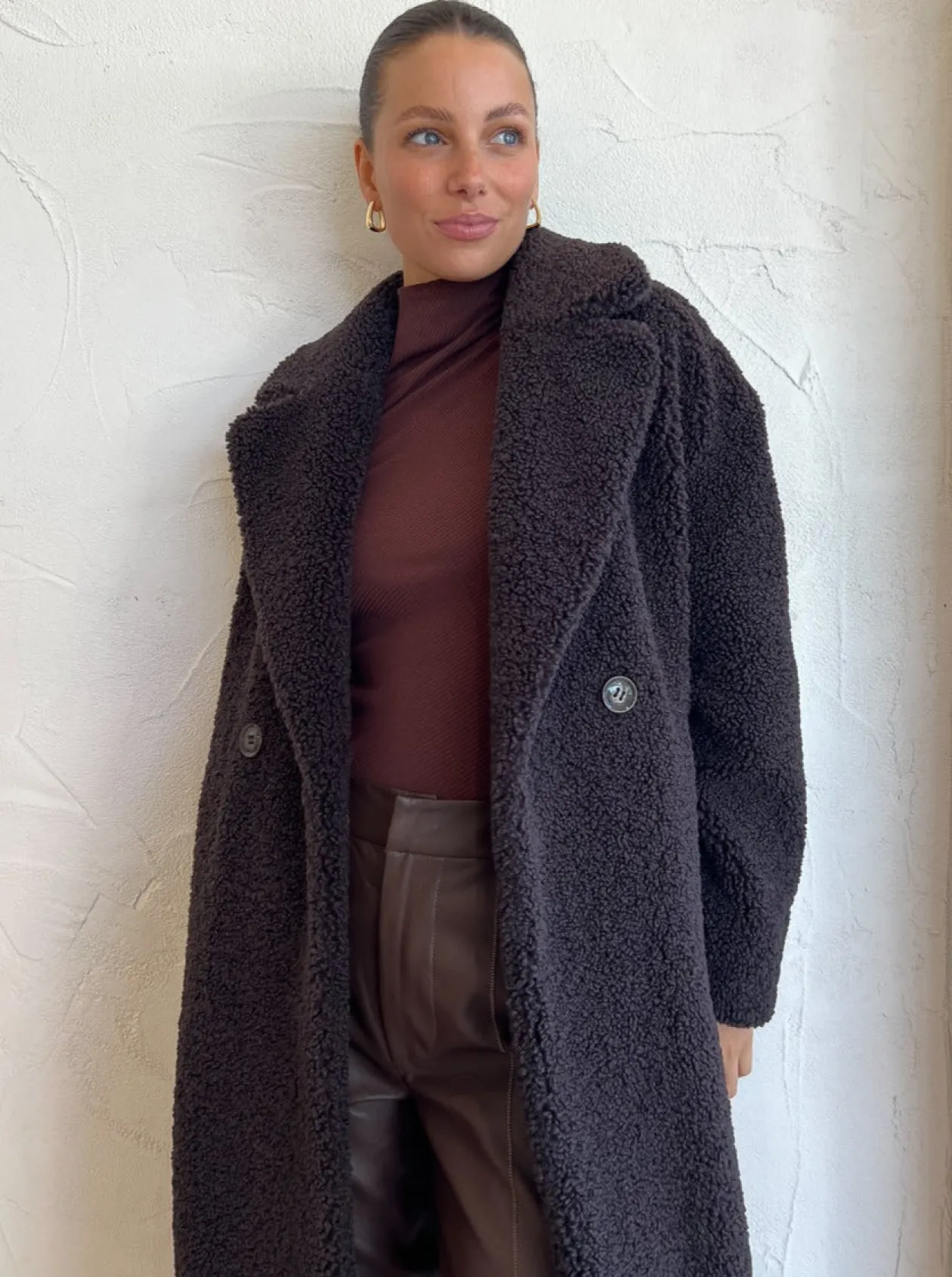 Store Amber Oversized Teddy Coat In Women Jackets & Coats