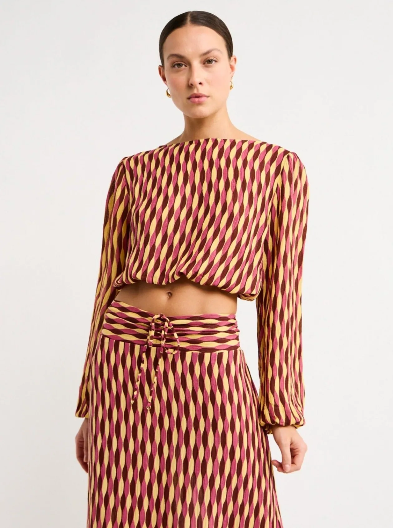 New Artista Top In Women Tops