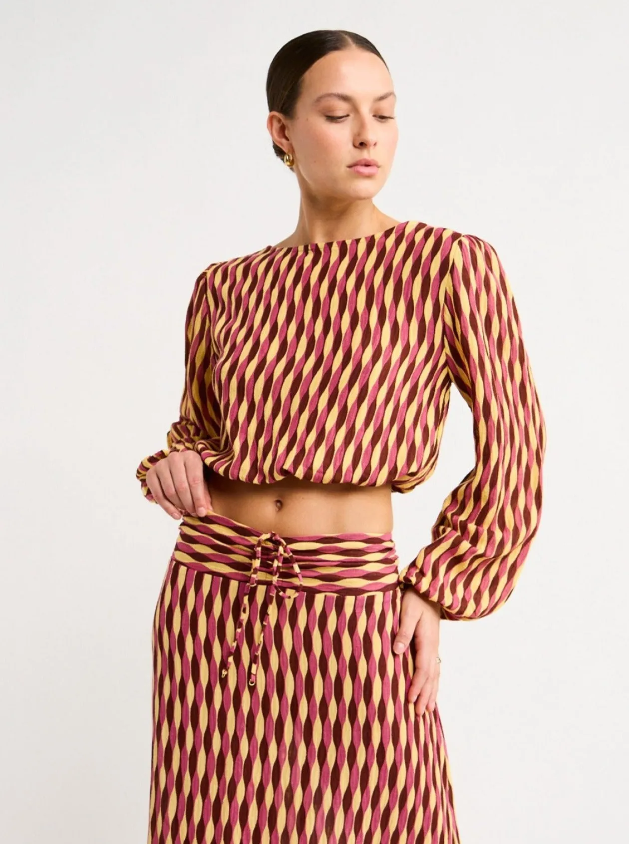New Artista Top In Women Tops