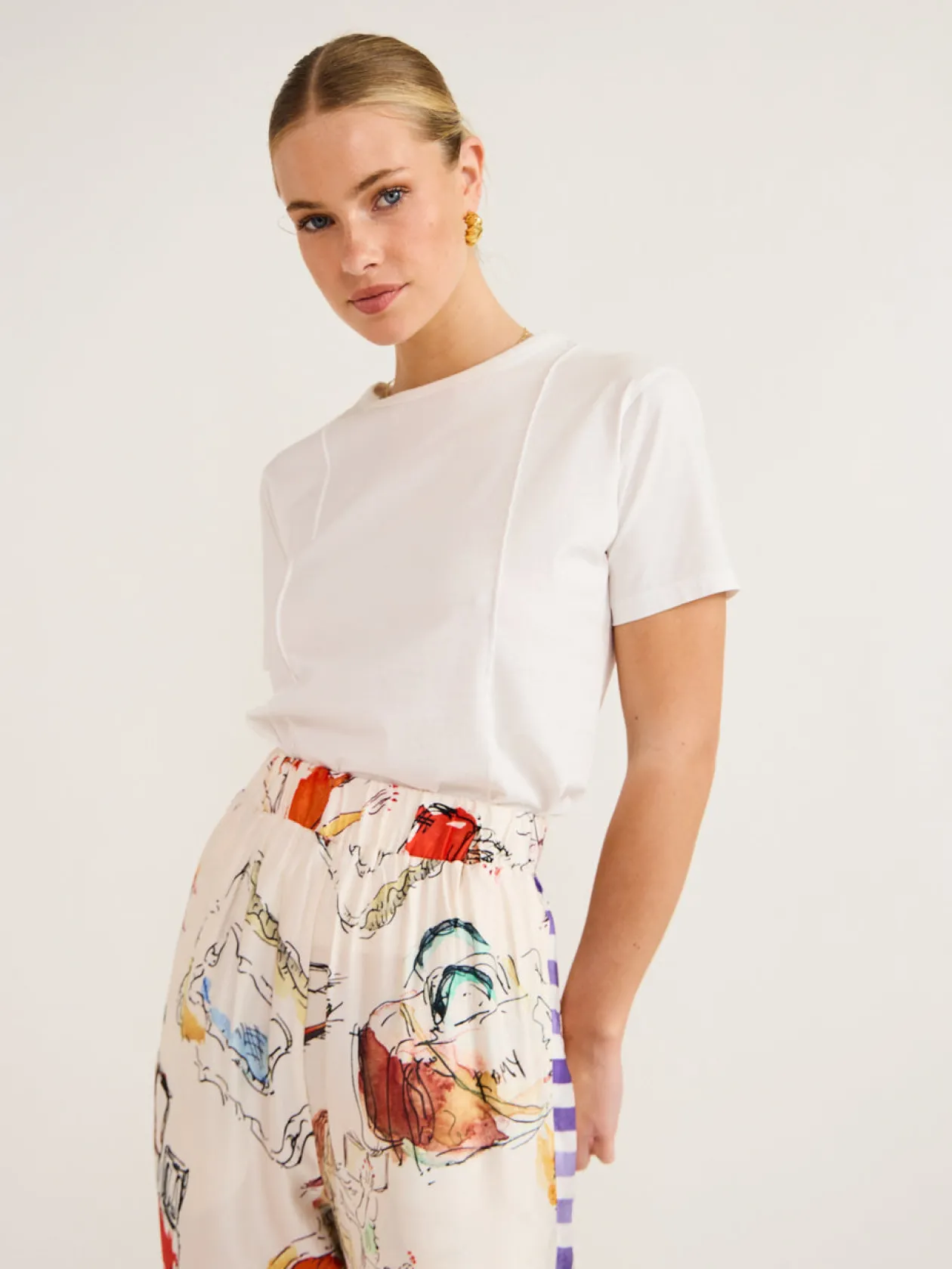 Best Sale Axel Pintuck Tee In Women Tops