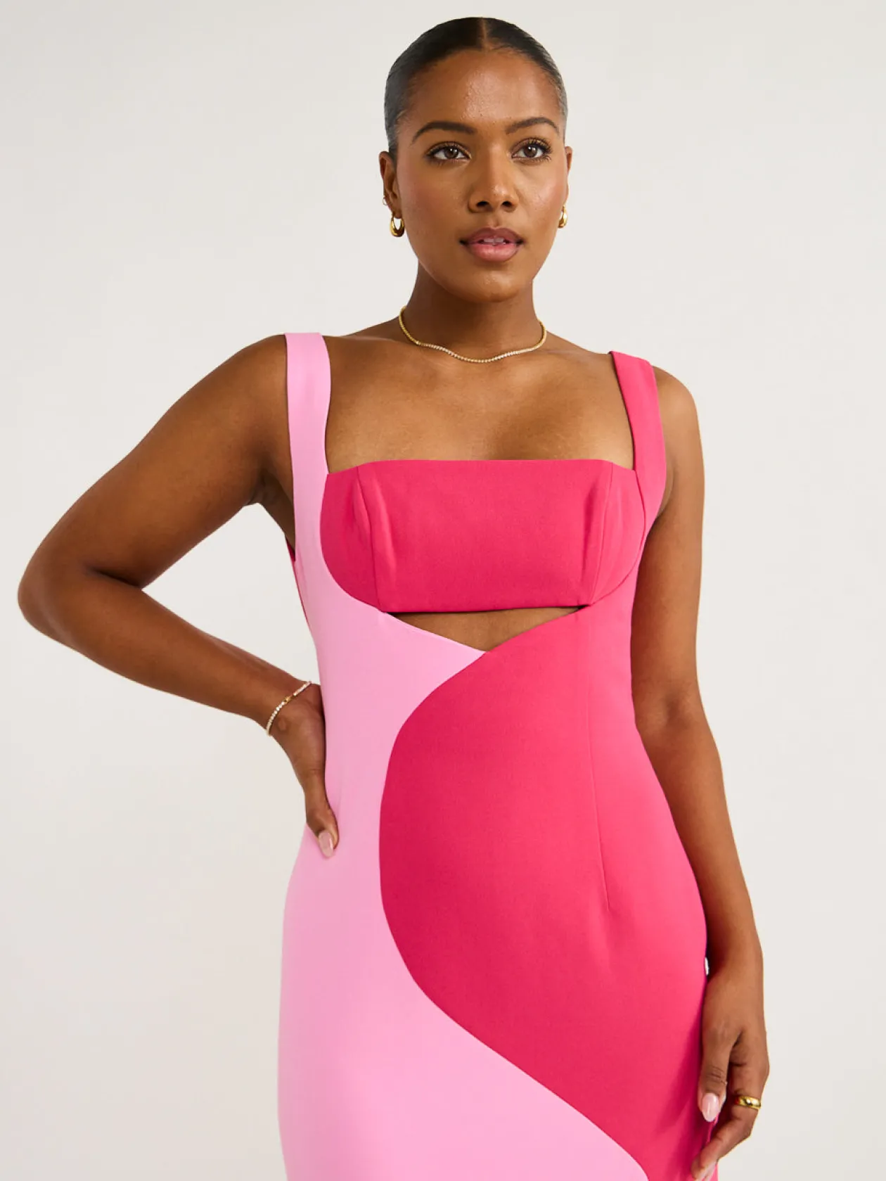 New Caterina Two-Tone Curve Midi Dress In Women Dresses