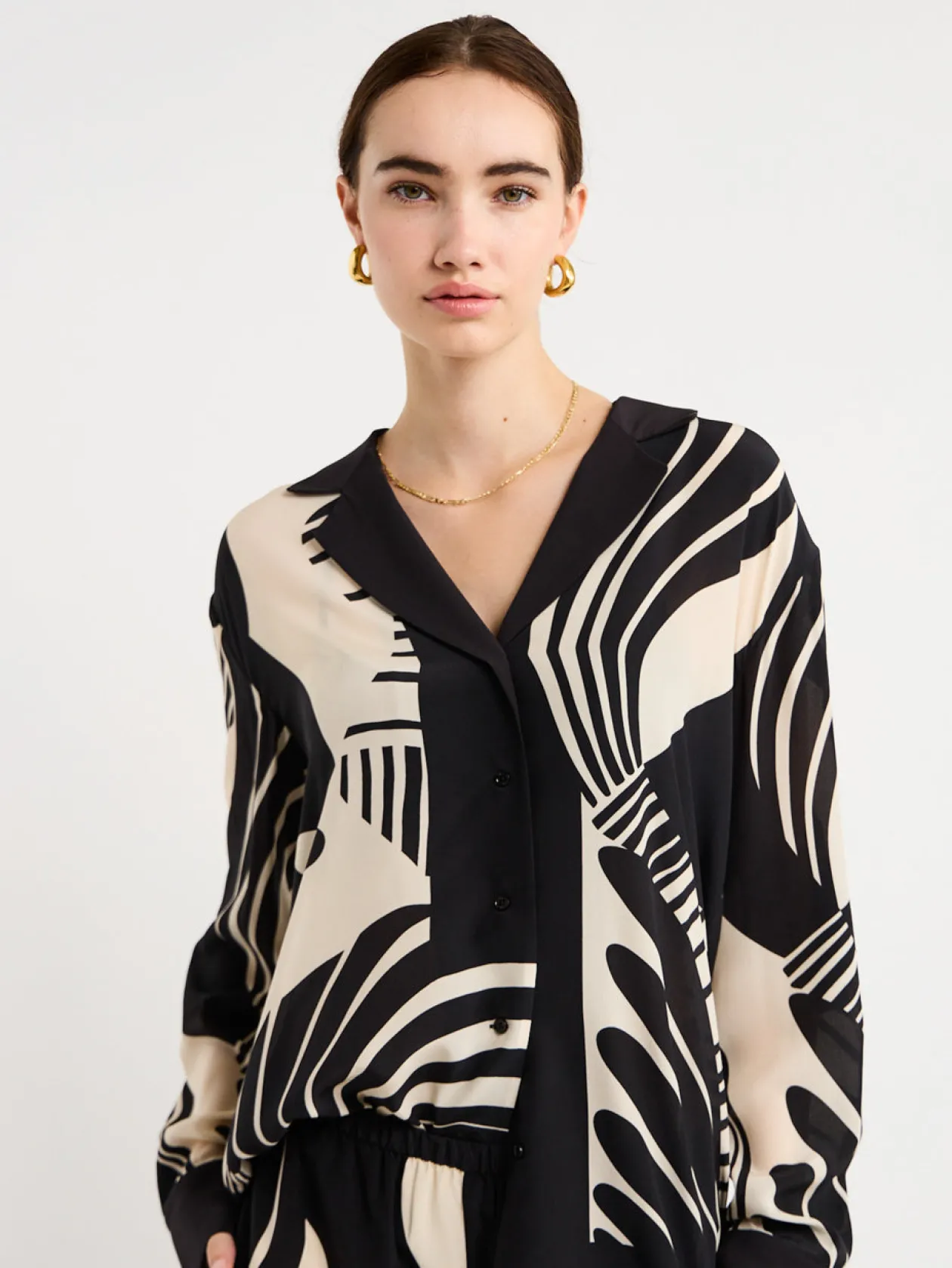 Fashion Realisme Long Sleeve Shirt In Women Tops