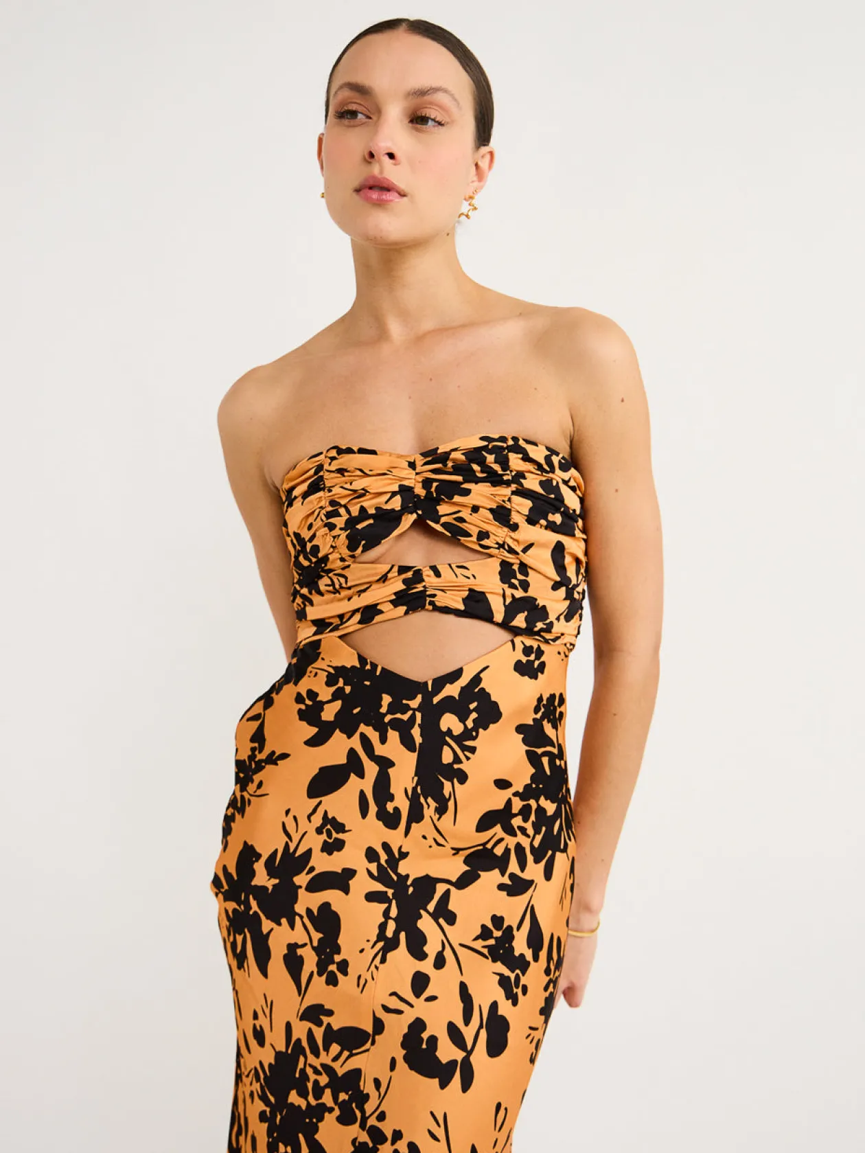 Discount Solare Strapless Cut Out Ruched Midi Dress In Women Dresses